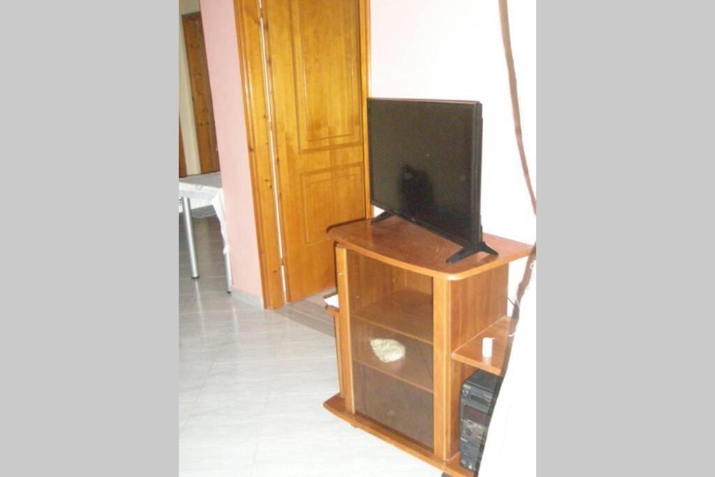 Lina'S Apartment Himarë Dış mekan fotoğraf